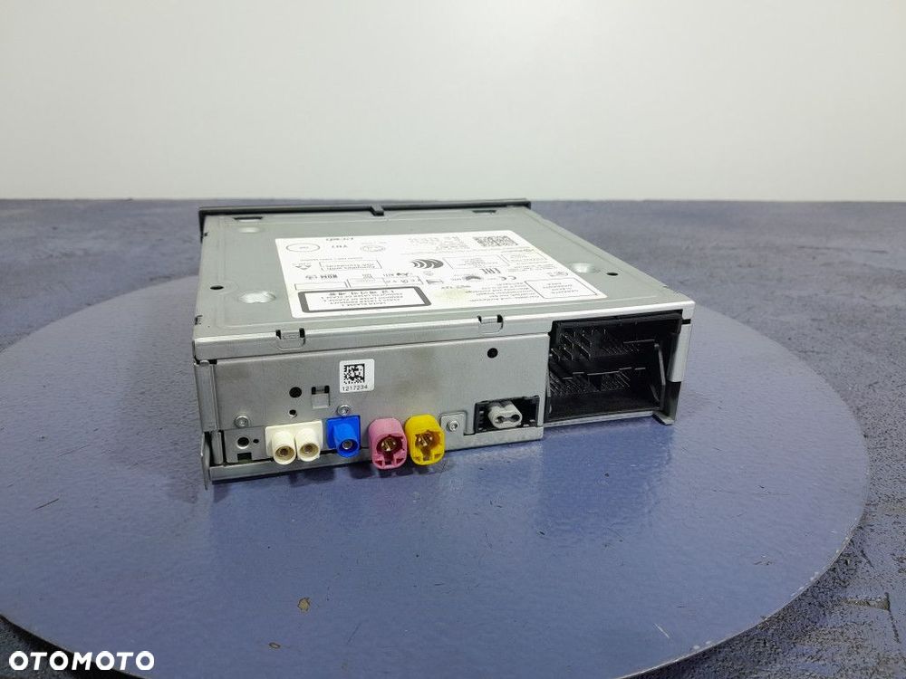 SKODA OCTAVIA III CZYTNIK KART SD MULTIMEDIA 5Q0035864B - 3