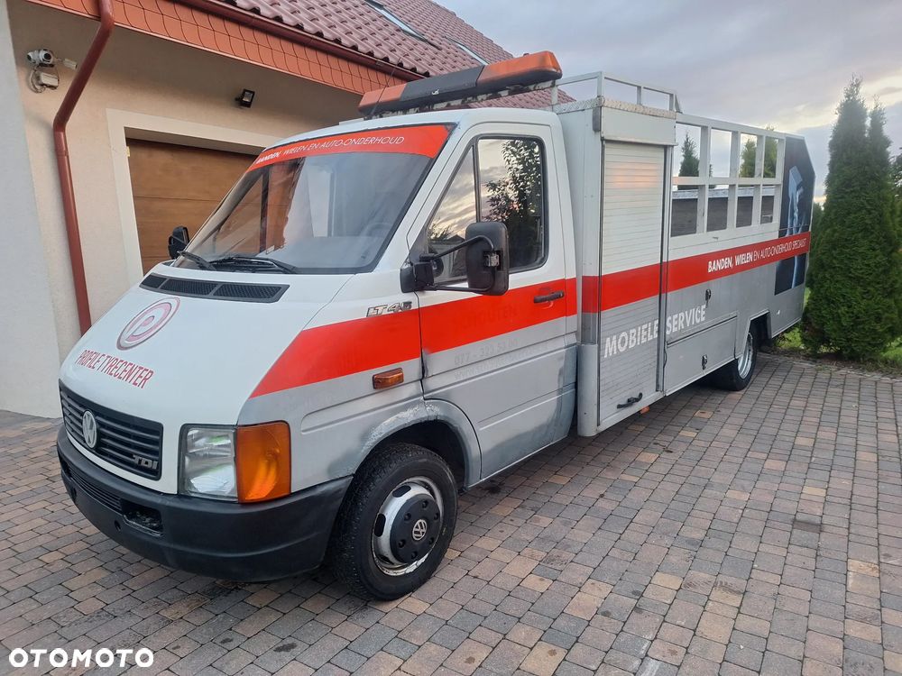 Volkswagen LT - 1