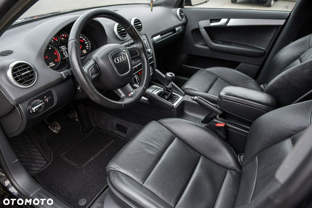 Audi A3 Sportback 2.0 TDI S line Sportpaket plus - 6