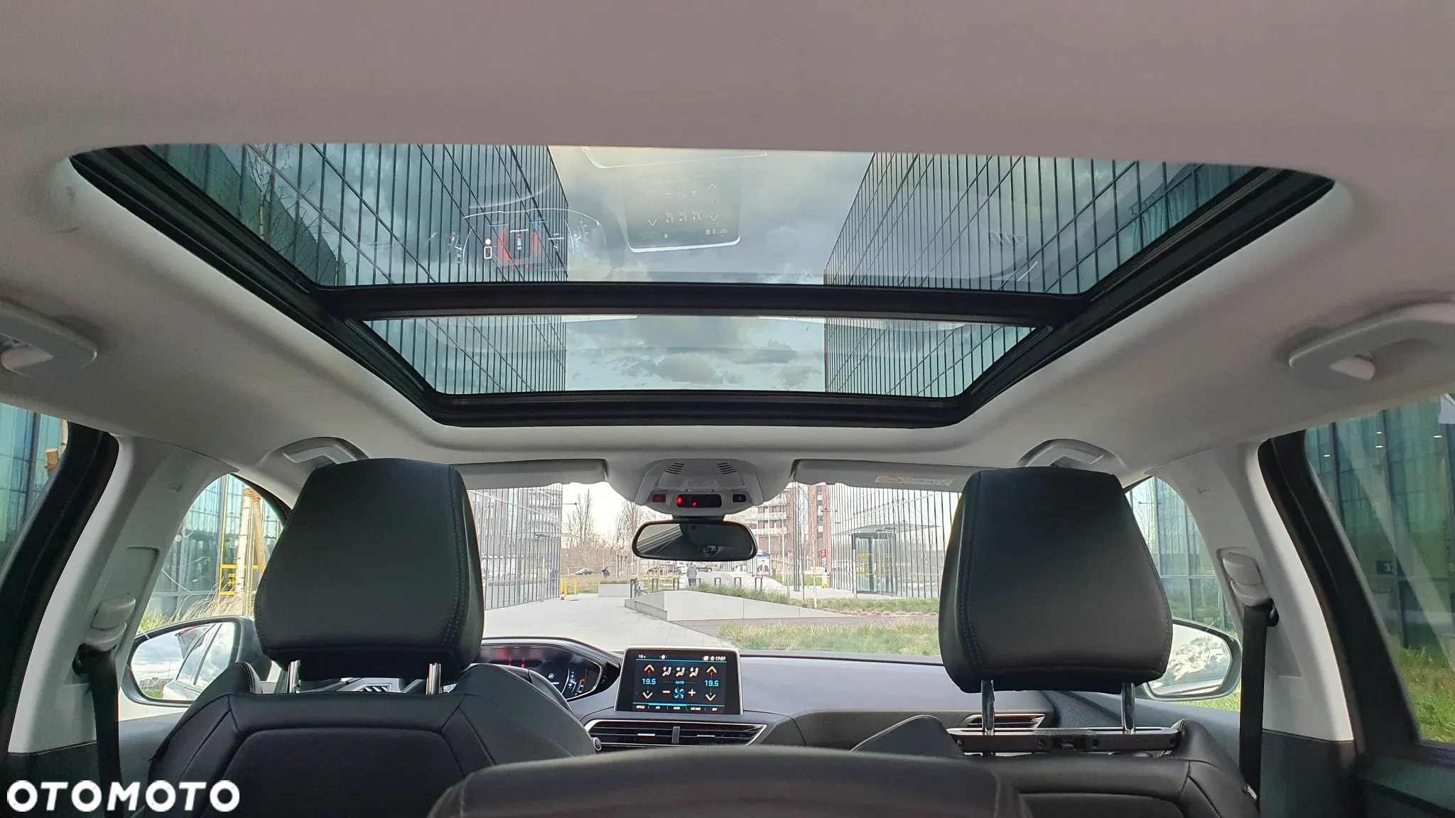 Peugeot 5008 1.5 BlueHDi Allure Pack S&S - 4