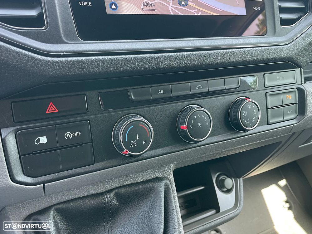 VW Crafter 2.0 TDI L3H3 IVA Dedutível - 34