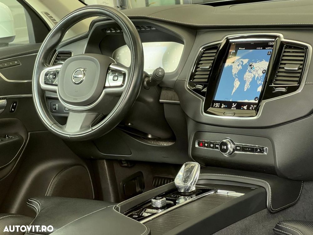 Volvo XC 90 - 9