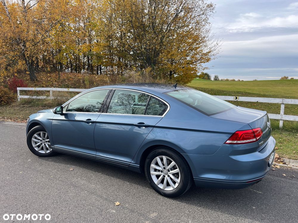 Volkswagen Passat 1.8 TSI (BlueMotion Technology) DSG Comfortline - 3