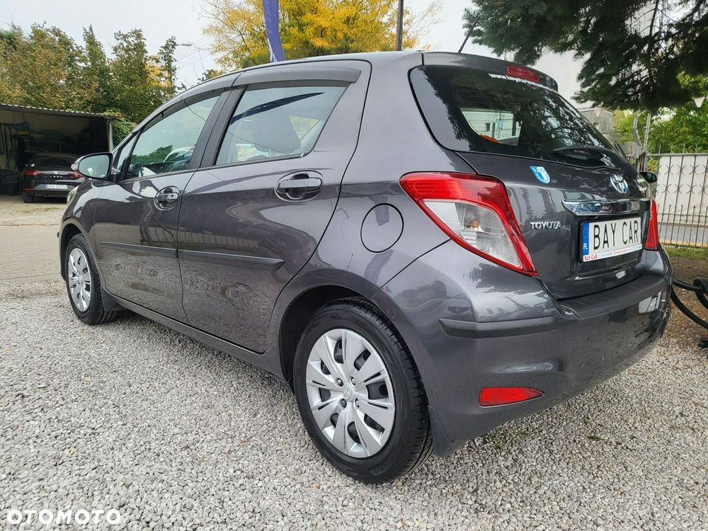Toyota Yaris - 8