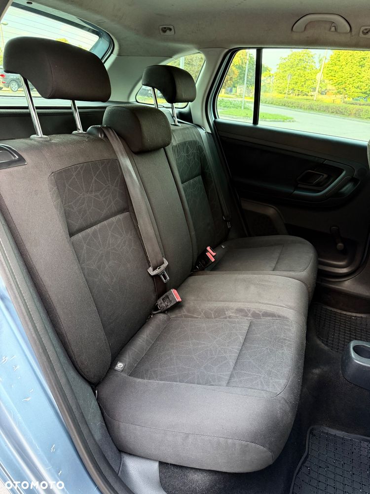 Skoda Fabia 1.2 TSI FAMILY Green tec - 18