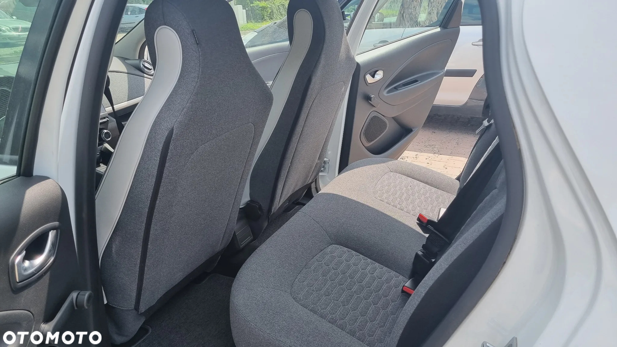 Renault Zoe - 24