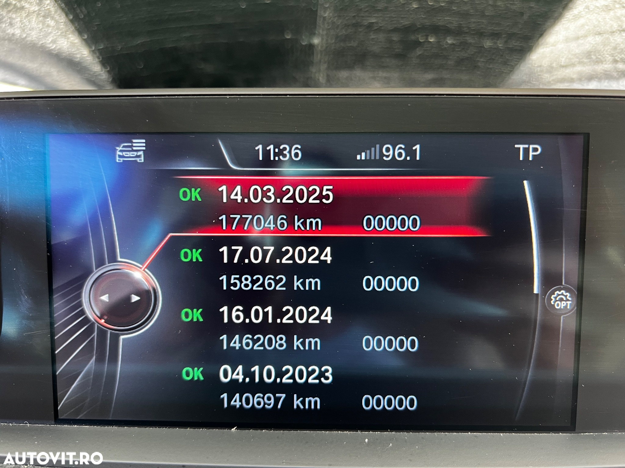 BMW Seria 3 318d - 15