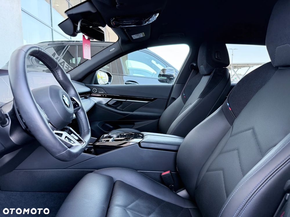 BMW Seria 5 540d xDrive - 30