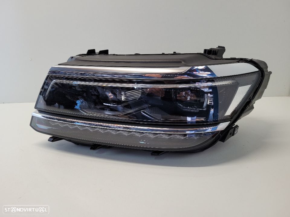 Farol esquerdo Volkswagen Transporter T6 LED 5NB941081D - 1