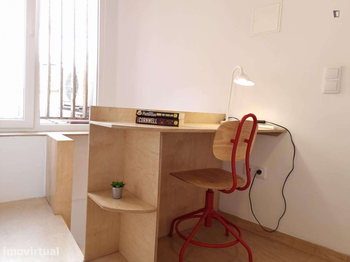 Apartamento com 1 quartos - localizado em Montes Claros Coimbra - Grande imagem: 2/22