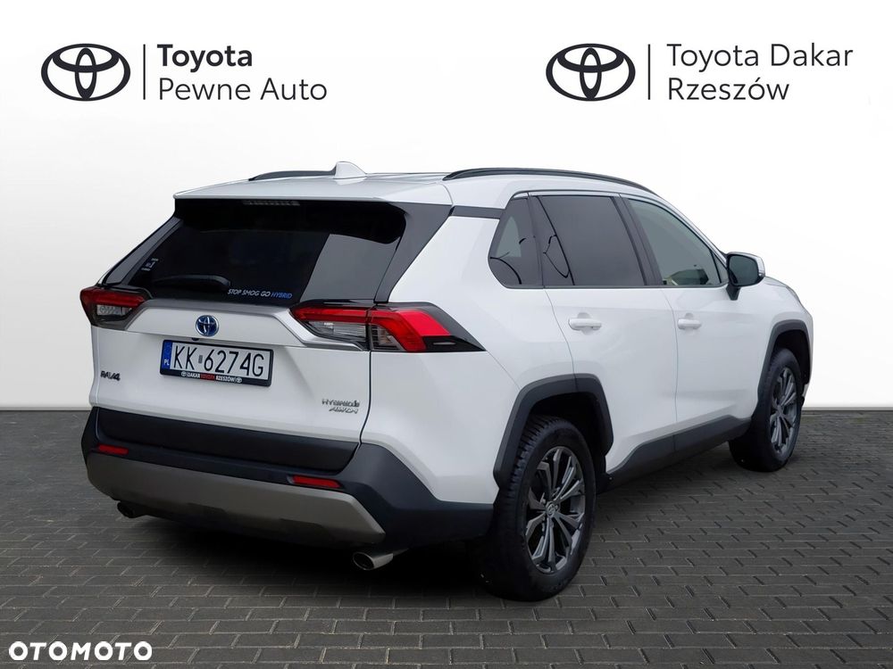 Toyota RAV4 - 8