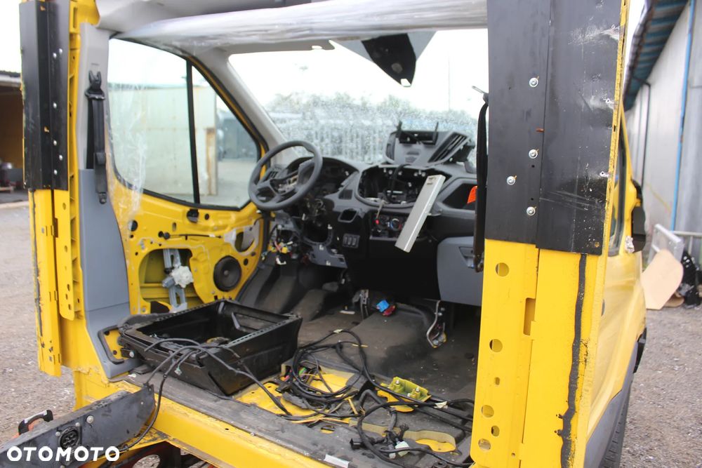 Ford Transit - 22
