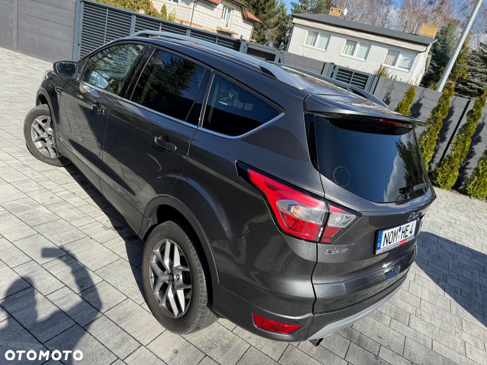 Ford Kuga 1.5 EcoBoost 2x4 Titanium - 26