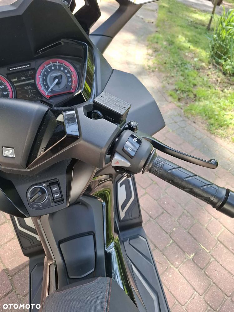 Honda NSS - 5
