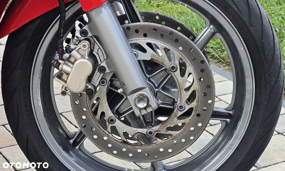Honda VFR - 14