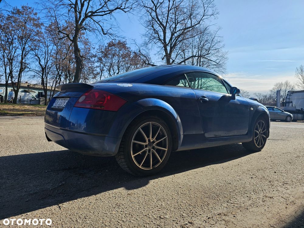 Audi TT Coupé 1.8T - 9
