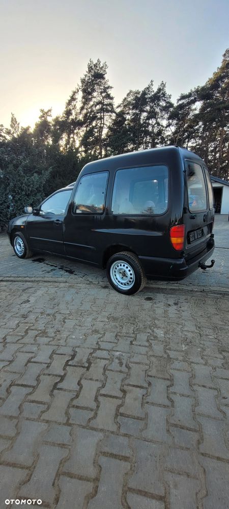 Volkswagen Caddy B Mixt - 11