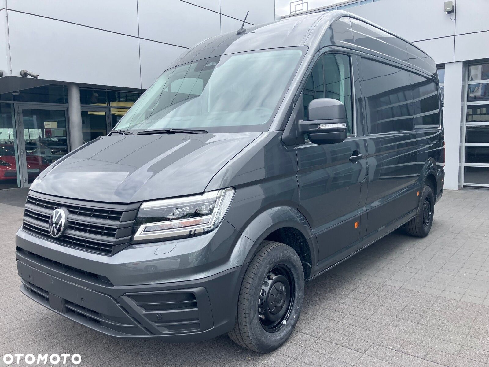 Volkswagen Crafter Crafter 35 Furgon, silnik: 2,0 l  130 kW, skrzynia biegów: napęd 4MOTION, automatyczna 8-biegowa rozstaw osi: 3640 mm - 3