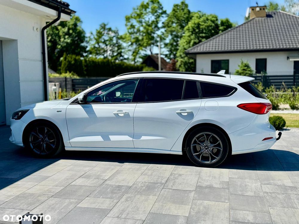 Ford Focus 1.5 EcoBlue Start-Stopp-System ST-LINE X - 9
