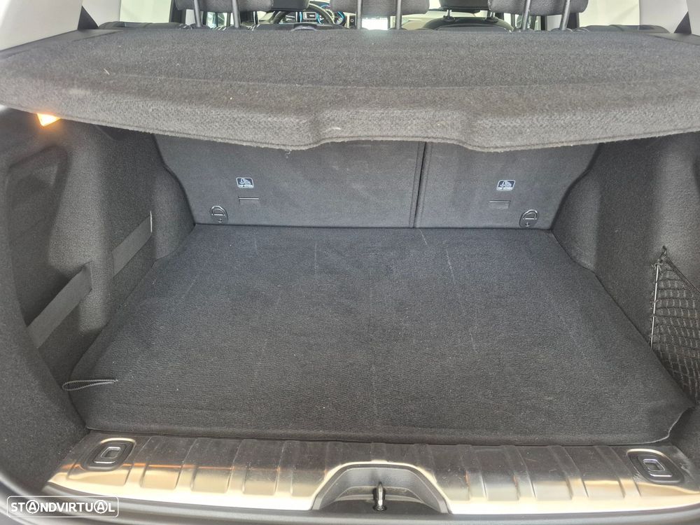 Peugeot 2008 1.2 PureTech Allure - 21