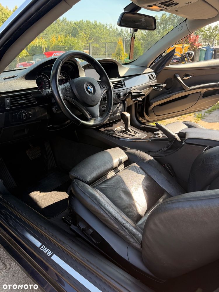 BMW Seria 3 325i - 10