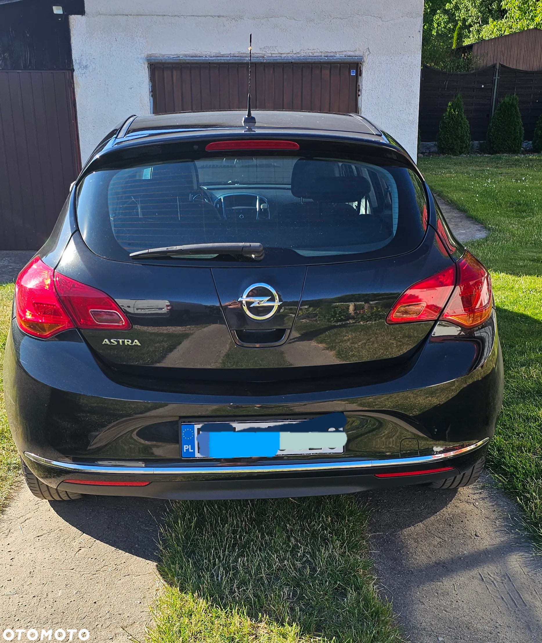 Opel Astra IV 1.4 T Active - 2
