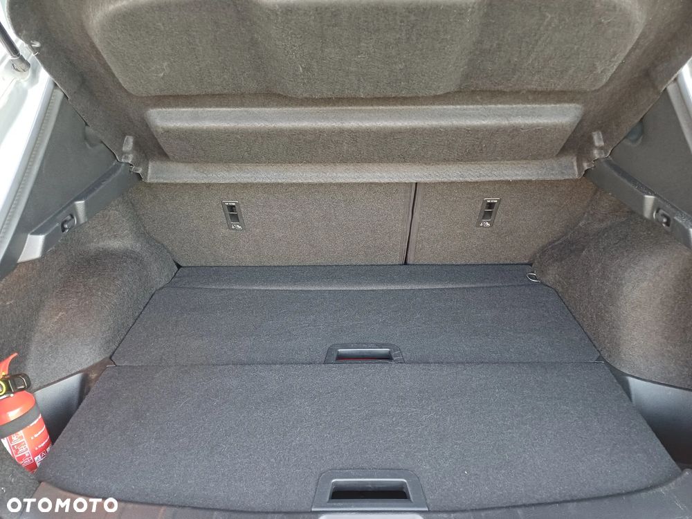 Nissan Qashqai 1.2 DIG-T N-Connecta Xtronic - 10