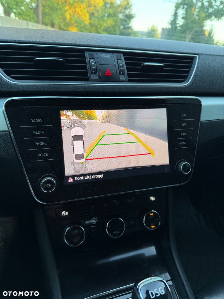 Skoda Superb 2.0 TDI Ambition DSG7 - 12