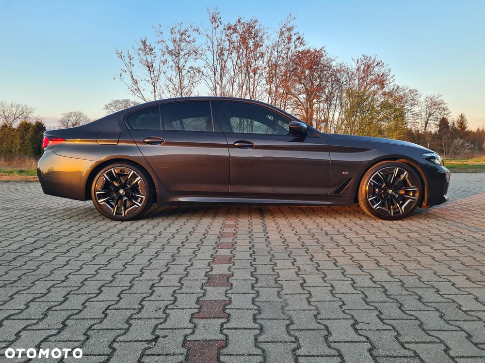 BMW Seria 5 530d xDrive mHEV M Sport sport - 2