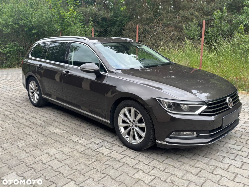 Volkswagen Passat 2.0 TDI (BlueMotion Technology) Highline - 1