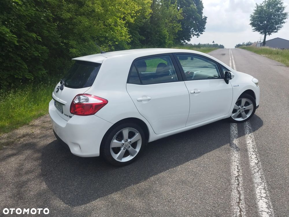 Toyota Auris - 4