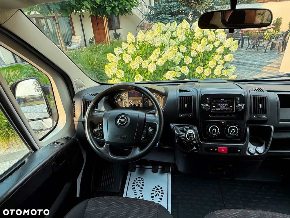 Opel Movano - 12
