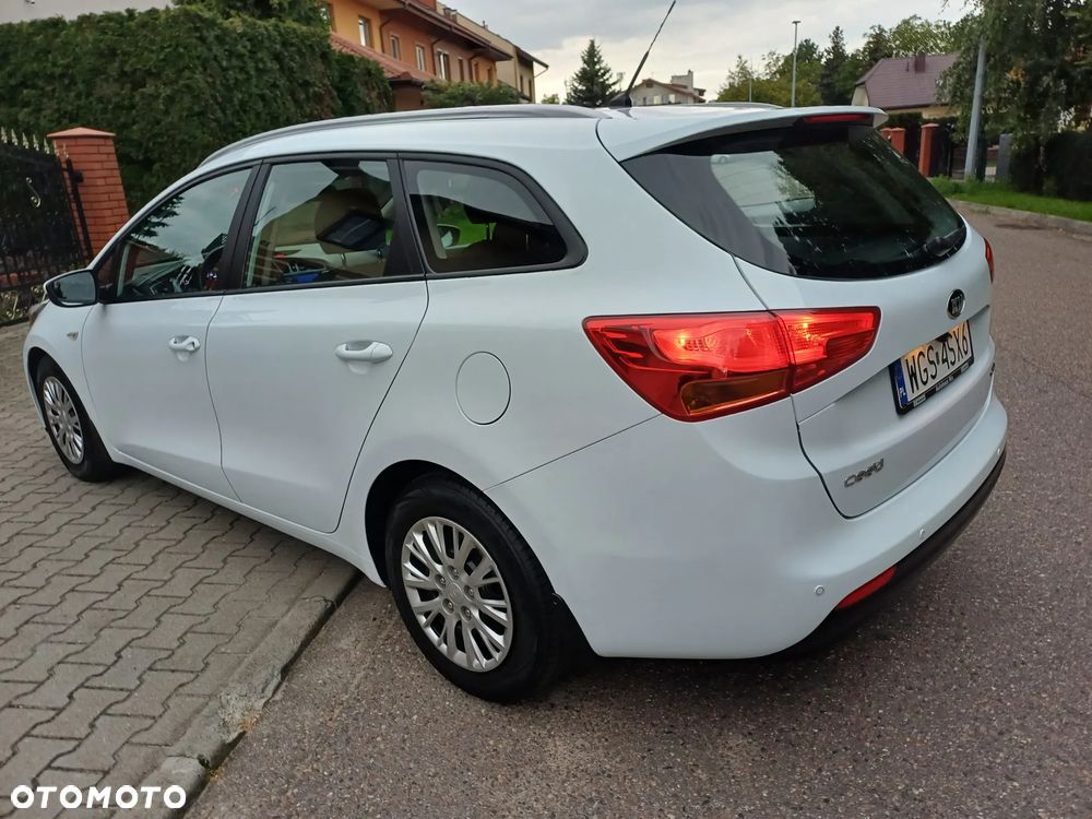 Kia Ceed - 26