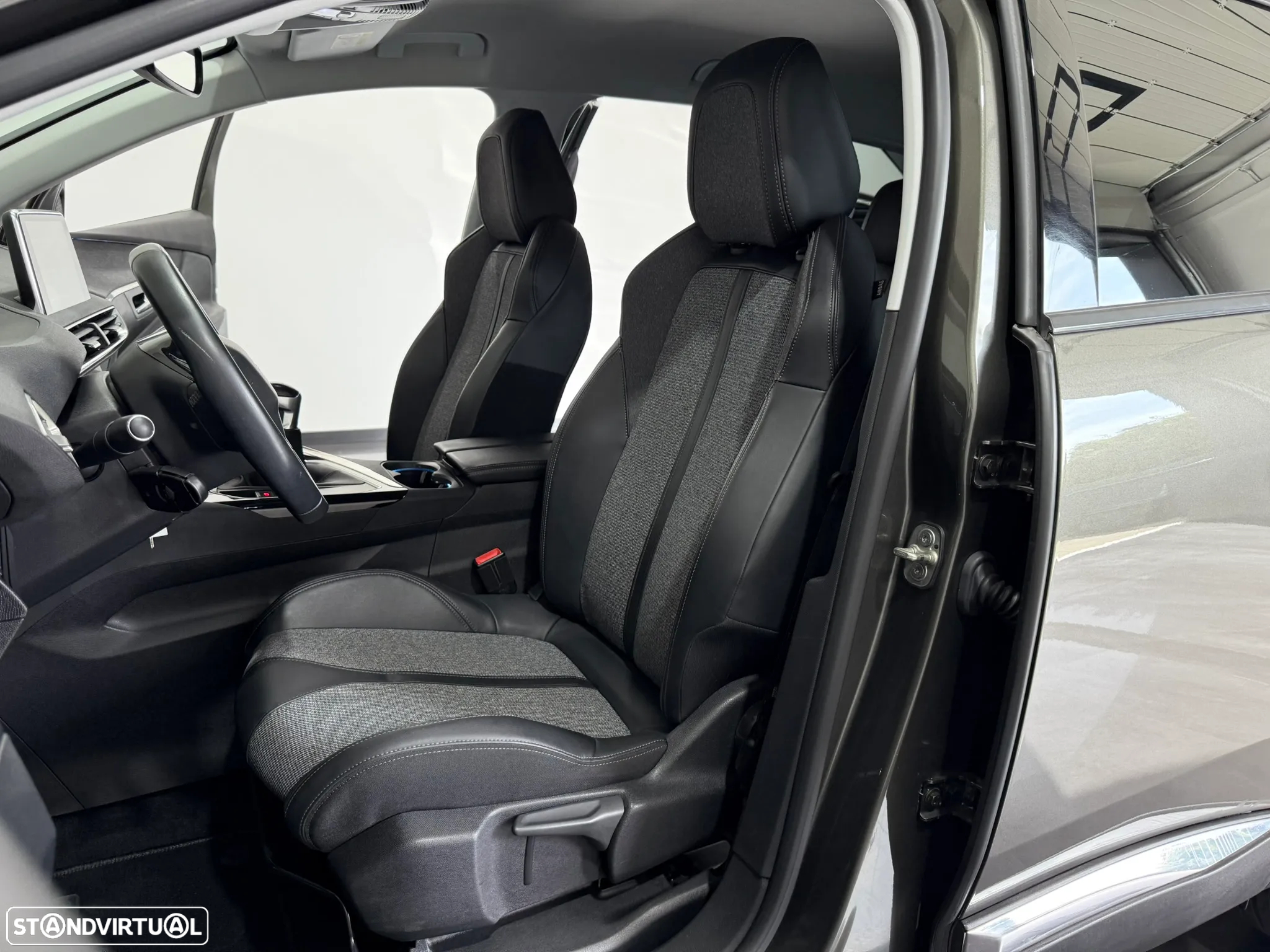 Peugeot 3008 1.5 BlueHDi Allure - 30