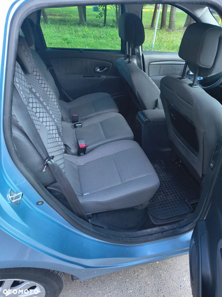 Renault Scenic 1.5 dCi Luxe Expression - 9