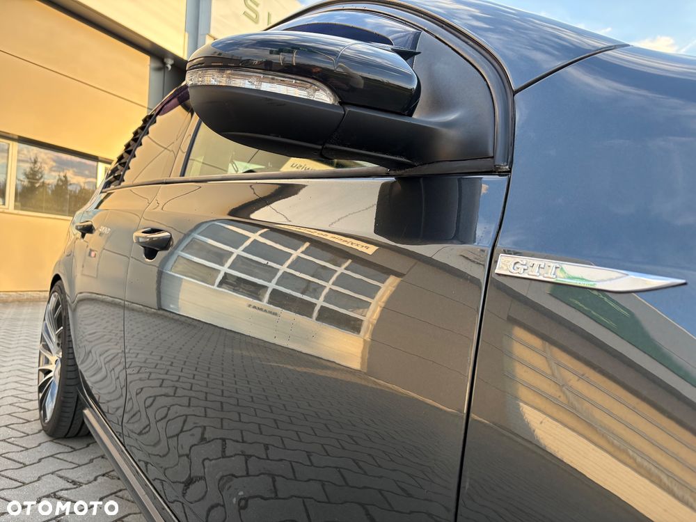 Volkswagen Golf R 2.0 TSI OPF 4Motion DSG - 6