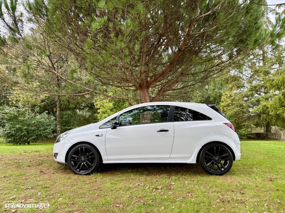 Opel Corsa 1.2 Black Edition - 3