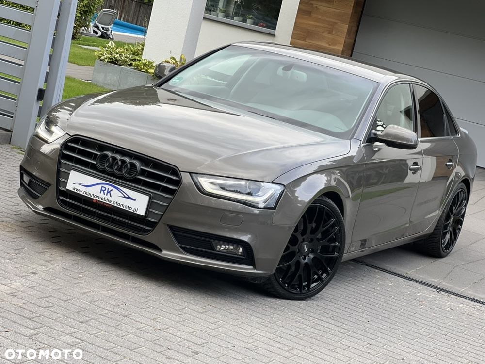 Audi A4 Limousine - 15