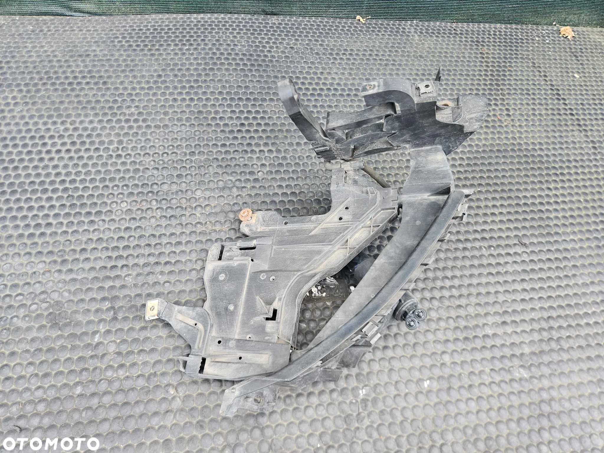 Slizg Lampy Mocowanie Lampa Uchwyt Pod Lampe Lewy Prawy Spryskiwacz Czujnik Audi A4 B8 - 27