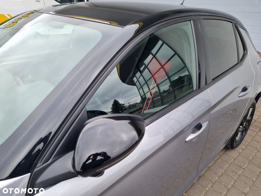 Opel Corsa 1.2 Direct Injection Turbo GS - 33