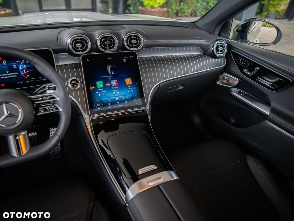 Mercedes-Benz GLC - 19