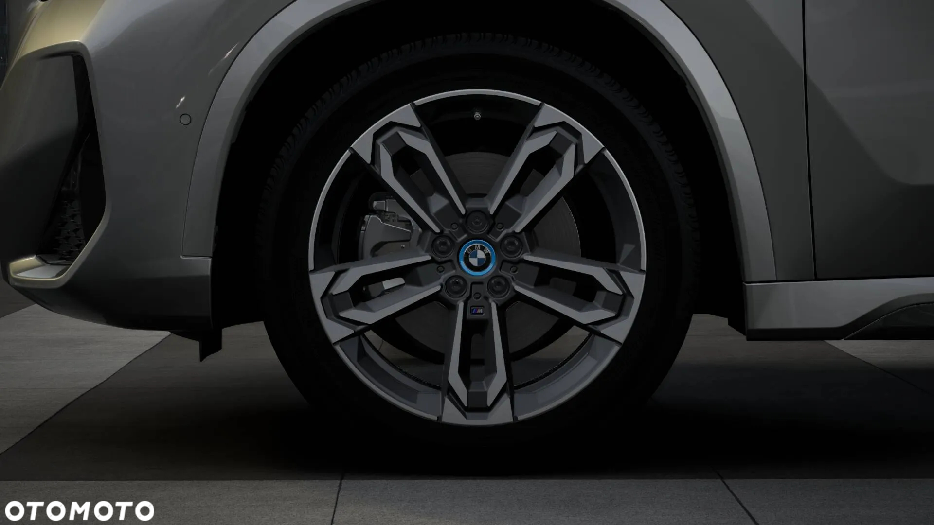 BMW iX1 xDrive30 - 13
