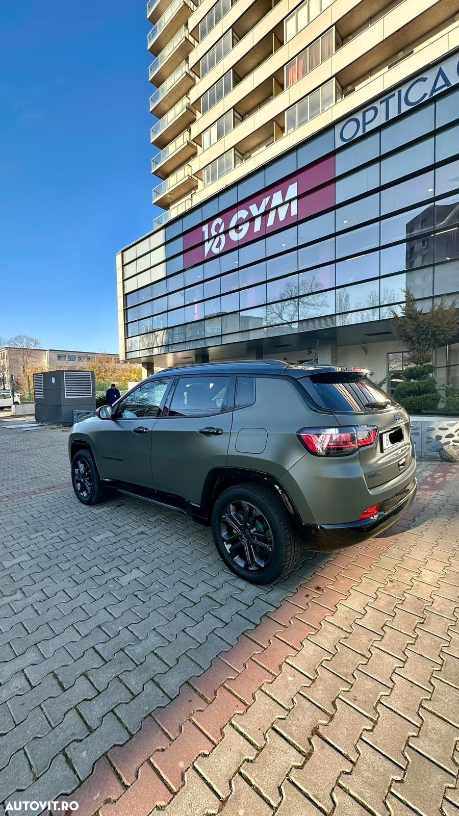 Jeep Compass 1.3T 4xe AT6 PHEV 80th Anniversary - 3