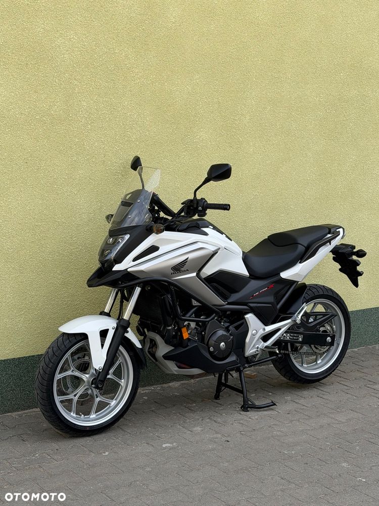Honda NC - 27