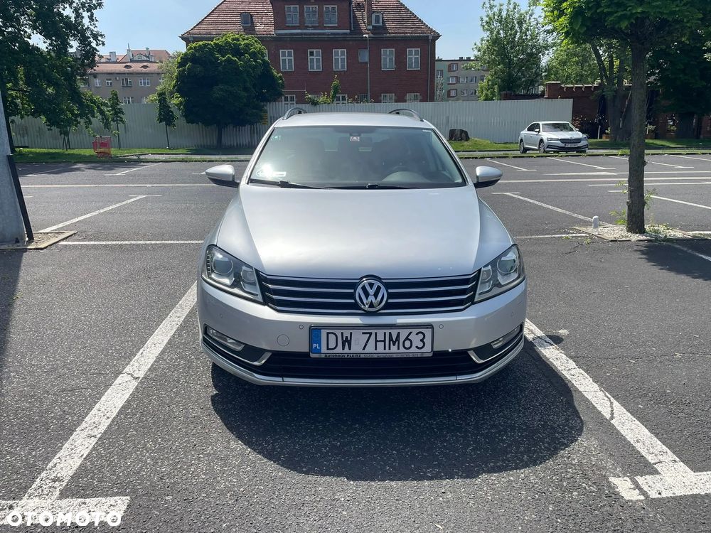 Volkswagen Passat 2.0 TDI Comfortline - 5