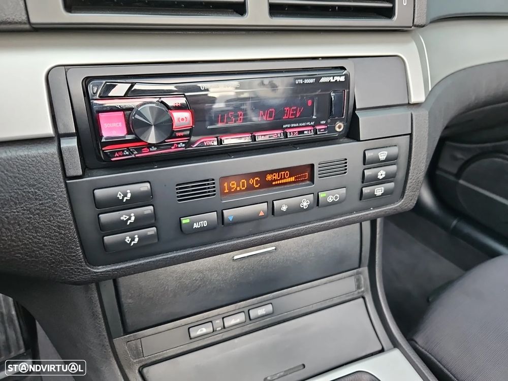 BMW 318 Ci - 24