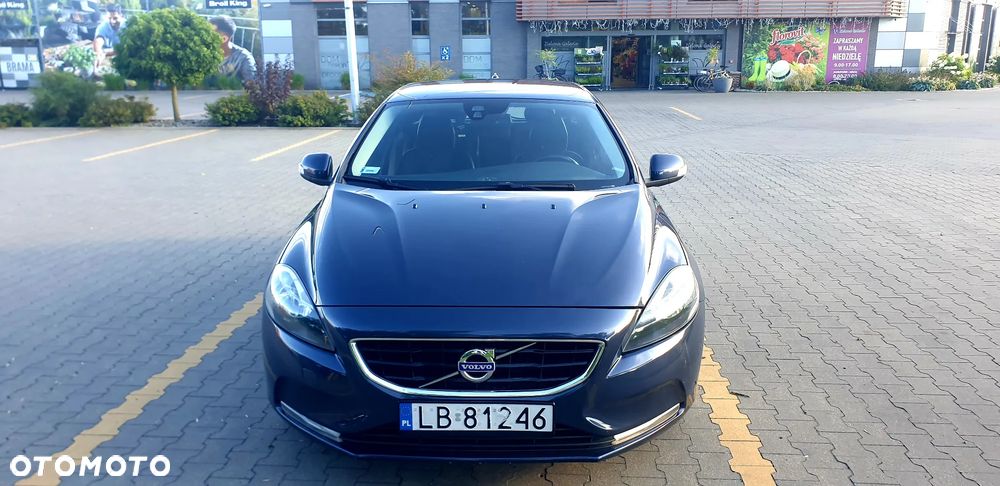 Volvo V40 D2 Momentum - 4
