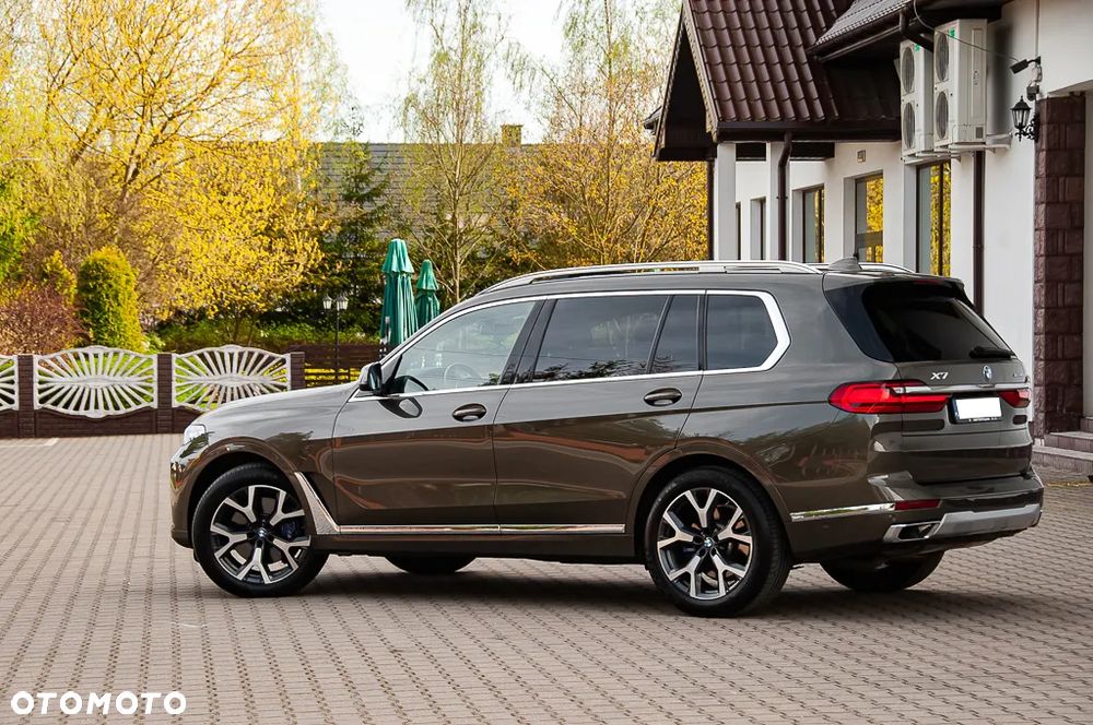 BMW X7 xDrive40d mHEV Individual Edition sport - 8