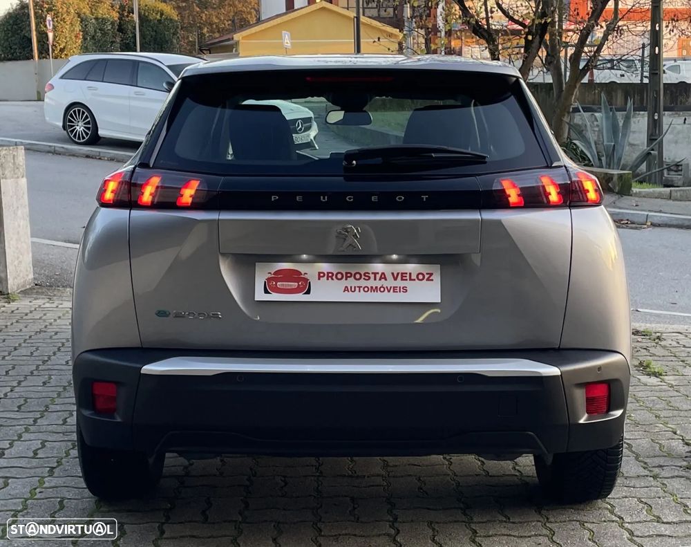 Peugeot e-2008 50 kWh Active Pack - 8