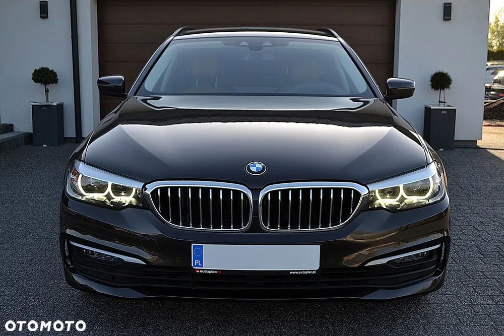 BMW Seria 5 520d Luxury Line sport - 2